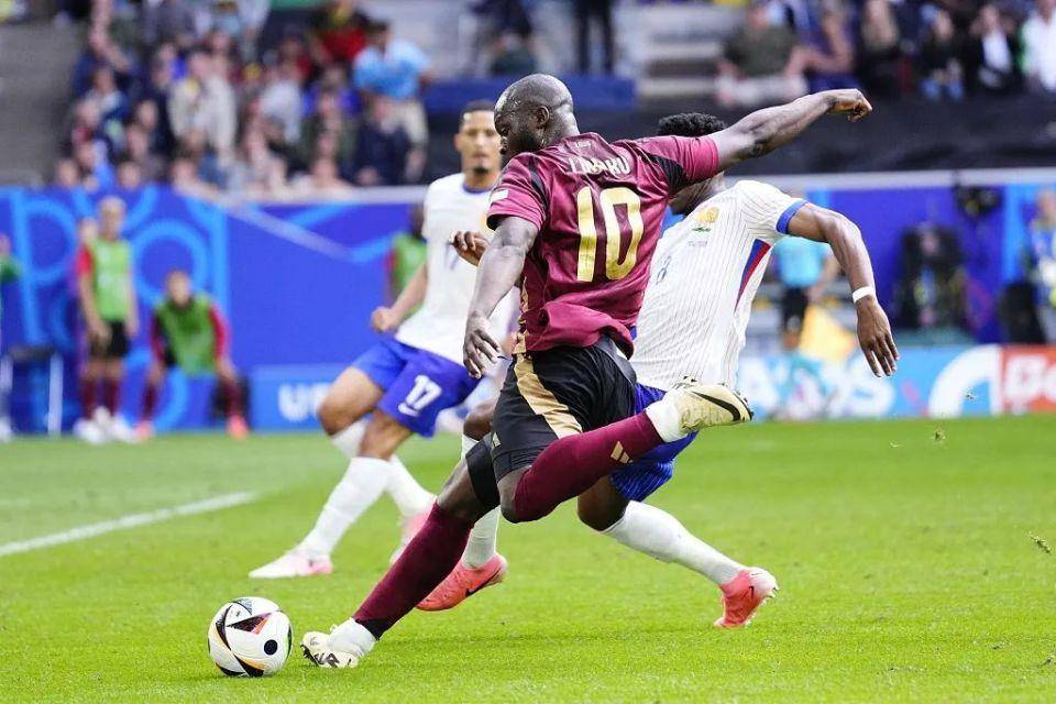 开云体育平台APP-关于葡萄牙惊险晋级，西班牙遗憾告别的信息