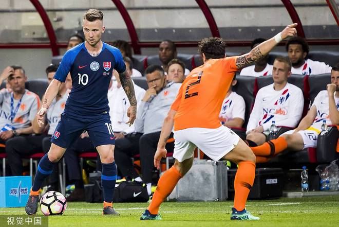 开云体育官网-包含斯洛伐克客场逼平克罗地亚，小组积分追平的词条