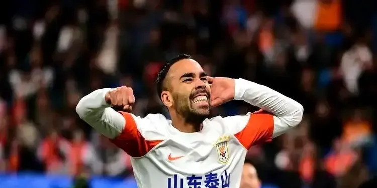 开云官网-新赛季开局火爆，球员状态飙升