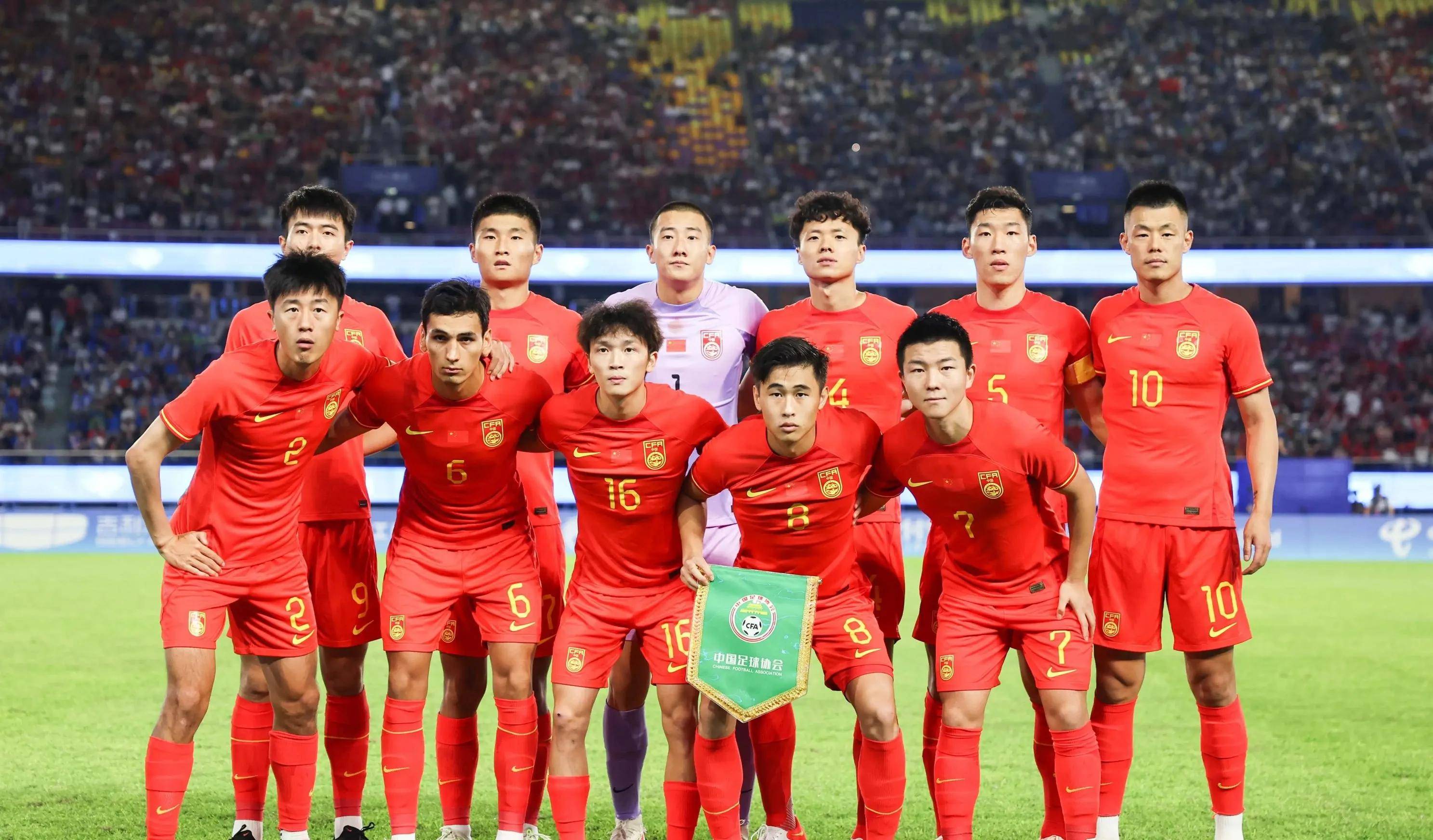 开云体育中国-国内职业足球大赛激烈对抗揭幕