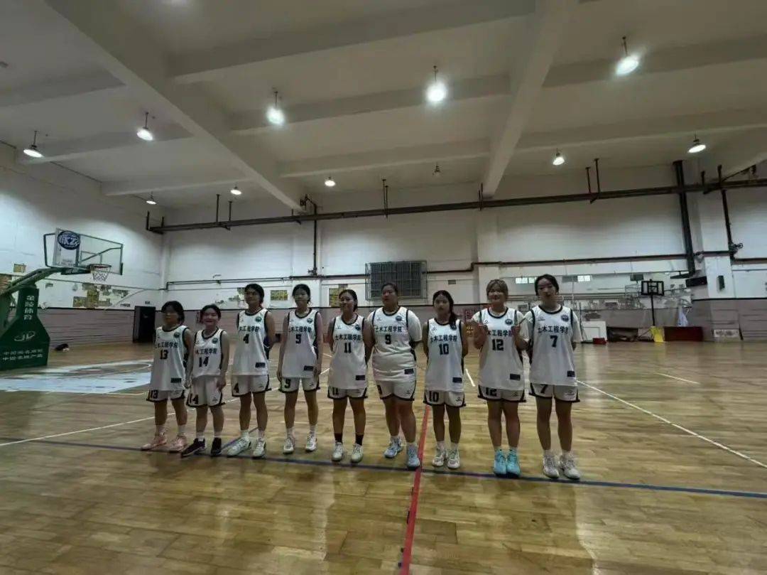 关于广岛三箭士气高昂,进军八强赛的信息 关于广岛三箭士气高昂,进军八强赛的信息