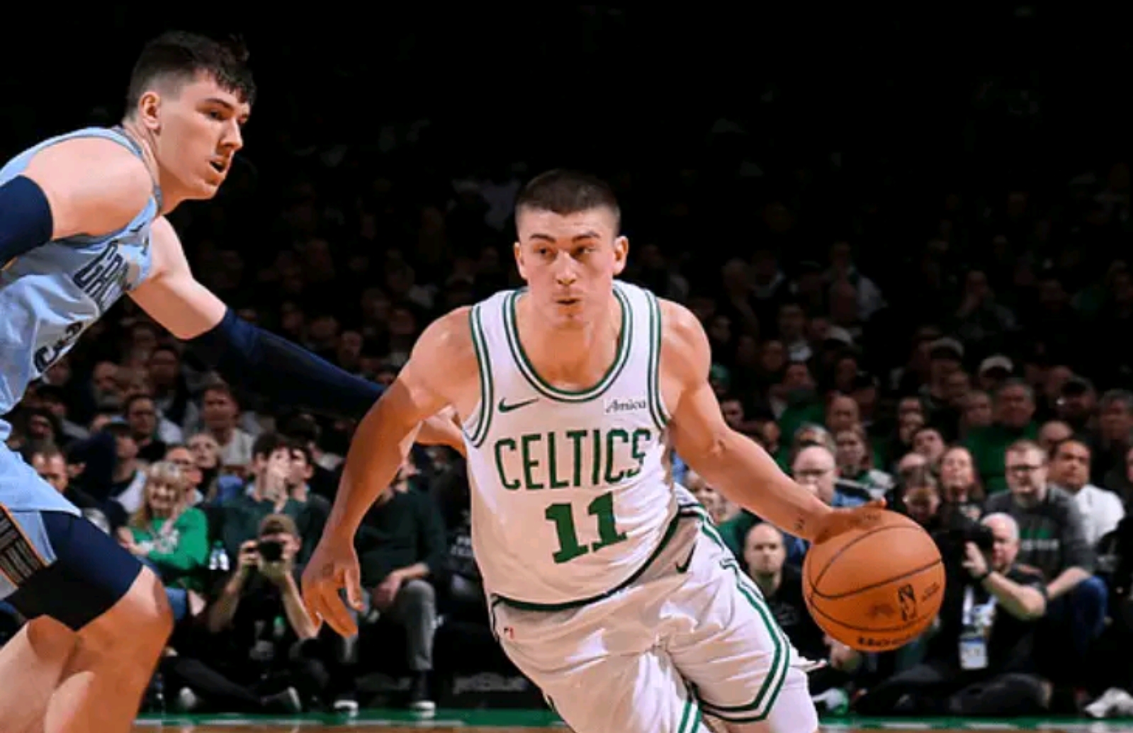 灰熊险胜尼克斯！莫兰特强硬表现扳回一城