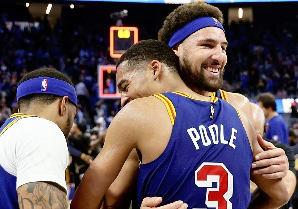 开云体育APP下载-湖人队主力球员入选全明星阵容，球队士气大振的简单介绍