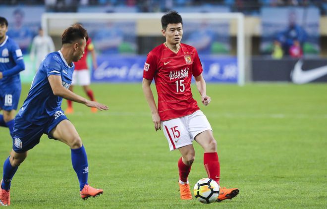 黄金一代:中超比赛球员青春飛扬,谱写华章的简单介绍 黄金一代:中超比赛球员青春飛扬,谱写华章的简单介绍