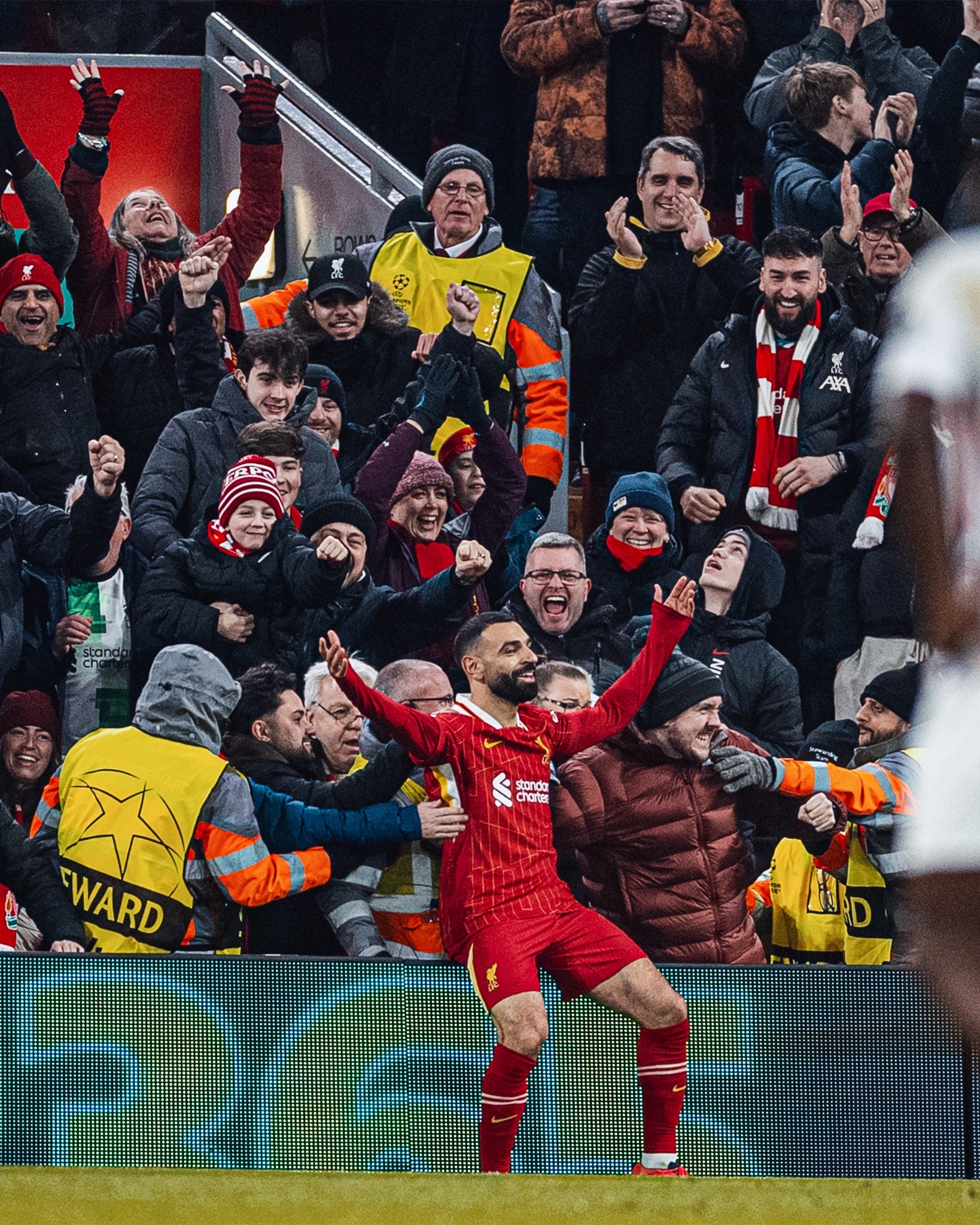 开云体育在线-利物浦客场遭遇连败，主帅承受压力