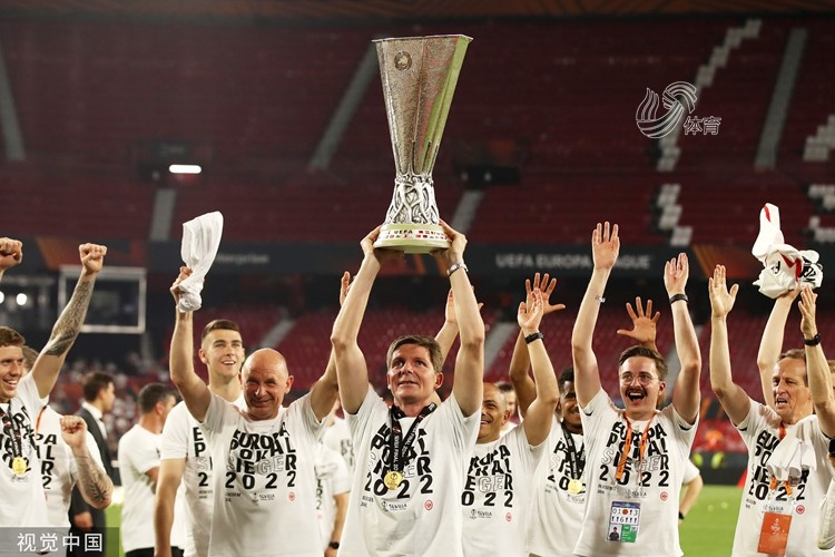 法兰克福惊险取胜,成功阻止了柏林联队 法兰克福惊险取胜,成功阻止了柏林联队