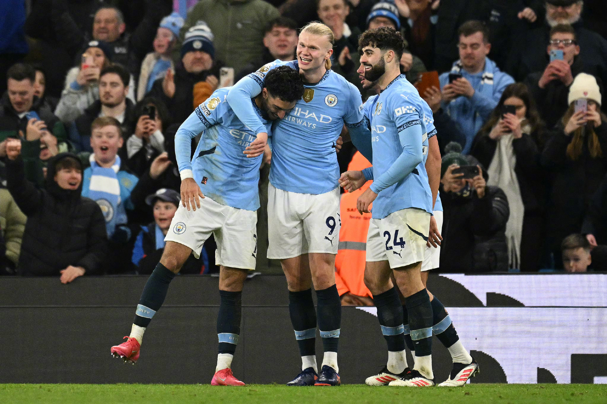 曼城客场大捷,切尔西遭受彻底打击 曼城客场大捷,切尔西遭受彻底打击