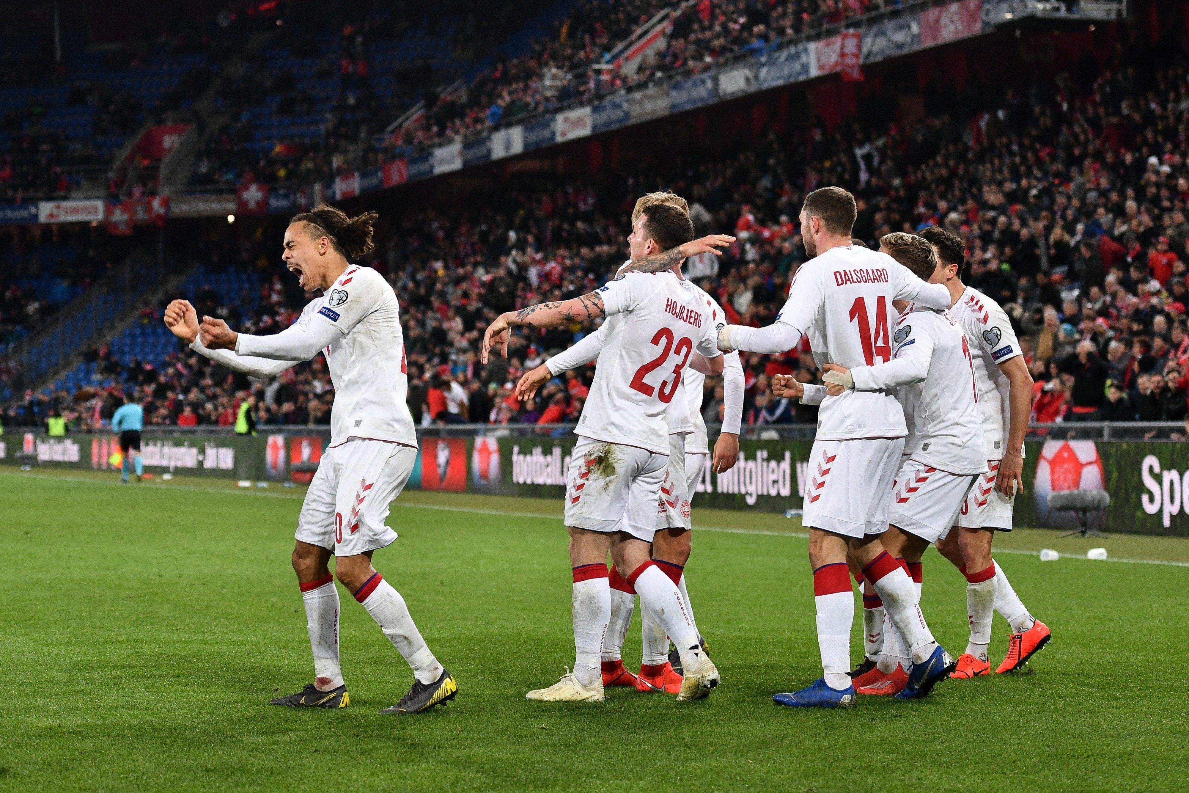 关于欧预赛强队对决迷人,各队争夺胜利的信息 关于欧预赛强队对决迷人,各队争夺胜利的信息