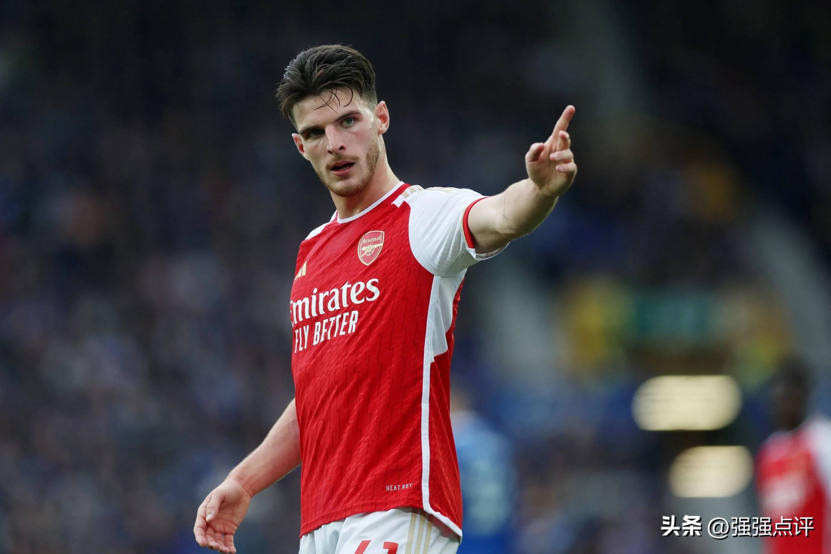 阿森纳队球员状态火热，助球队轻松晋级