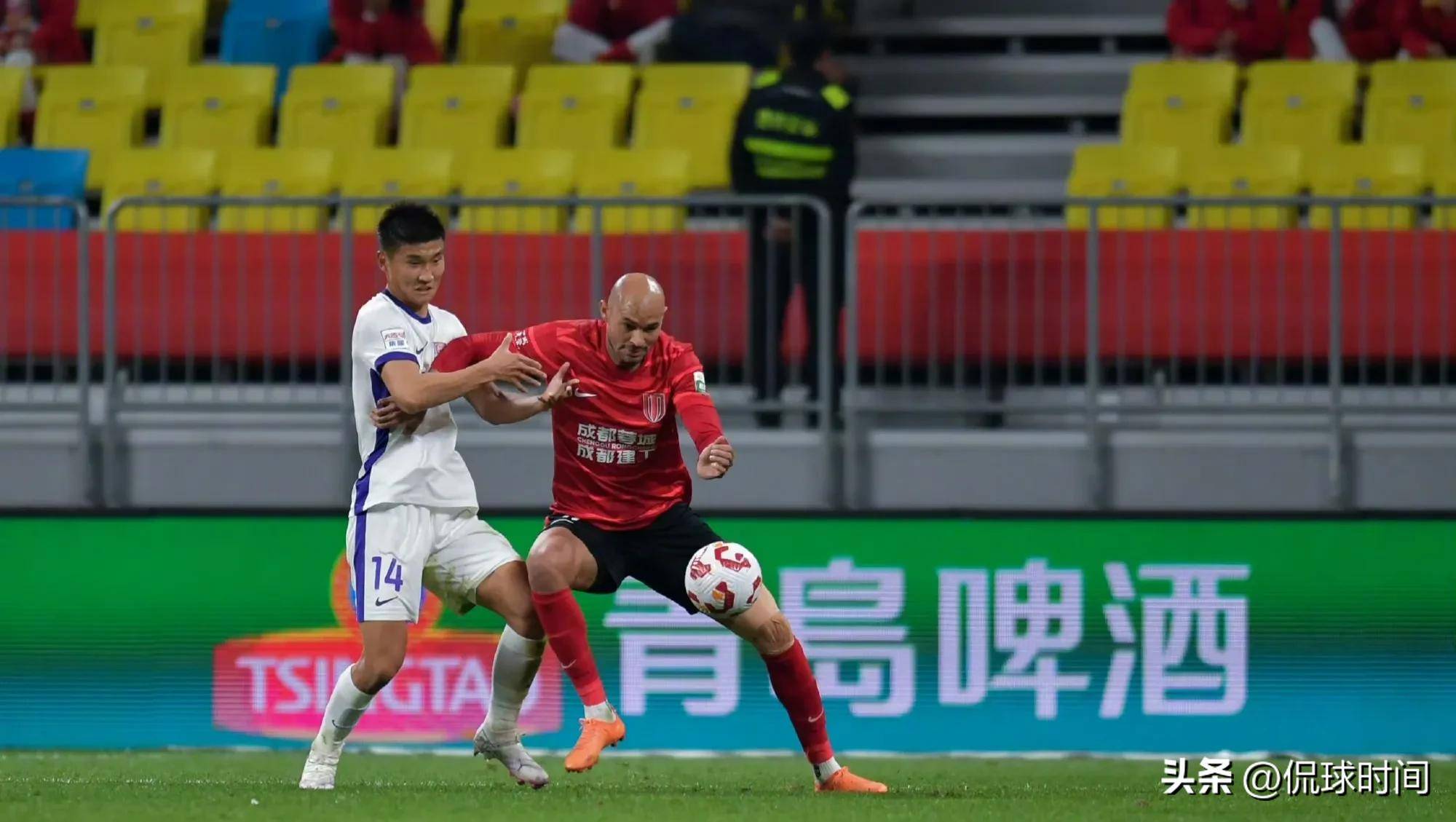 开云体育官方网站-上海申花队员团结互助，晋级下一轮