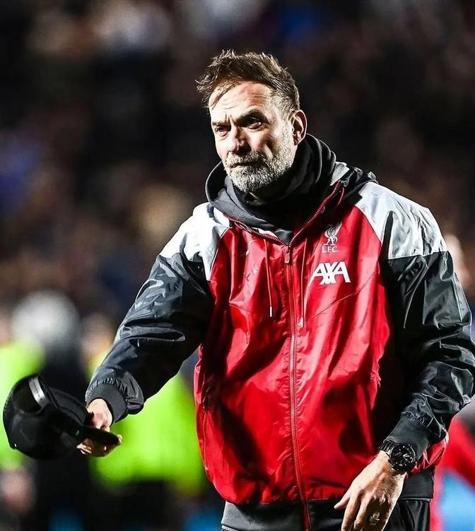 开云官网-精神力量！球员战胜伤病回归