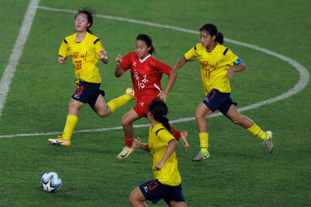 开云体育-非洲洲际杯半决赛，强弱对决擂台赛的简单介绍