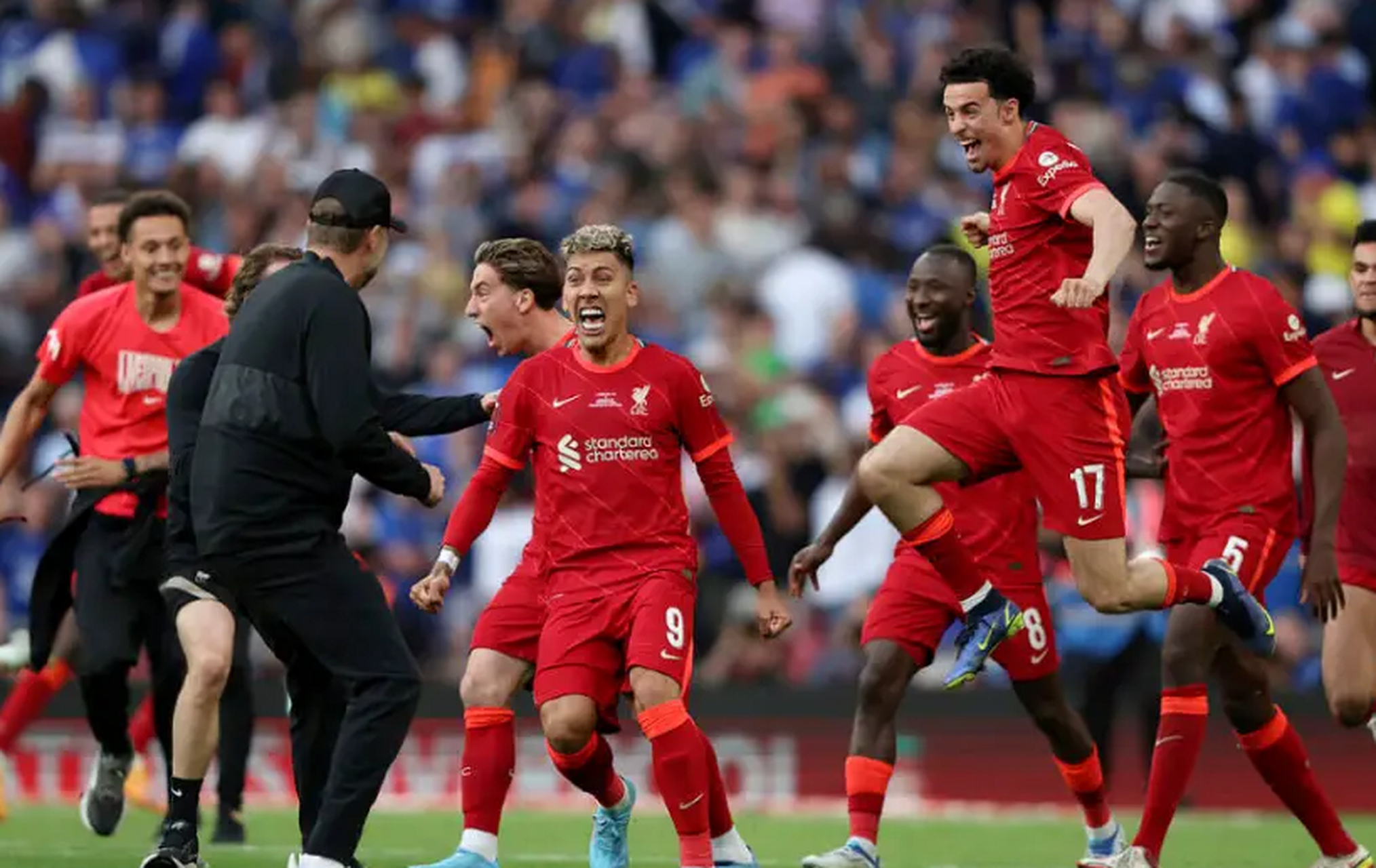 利物浦主场击败富勒姆，守住榜首位置