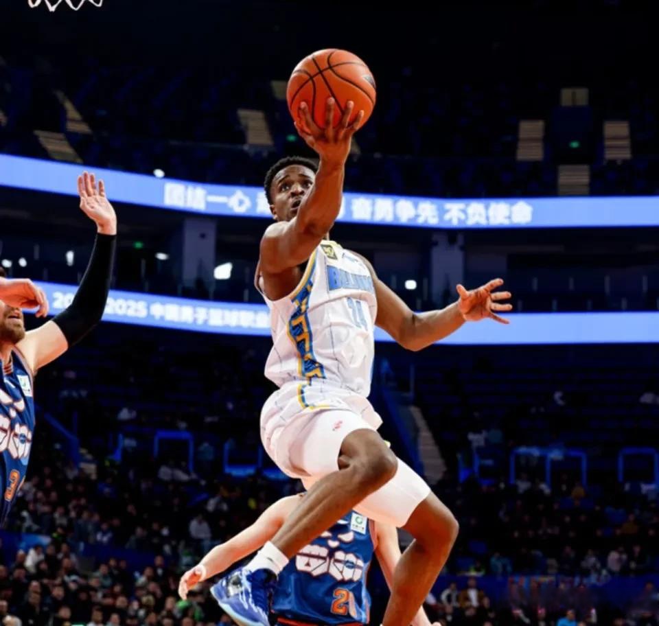 开云体育下载-四川男篮在客场取得惊喜大胜