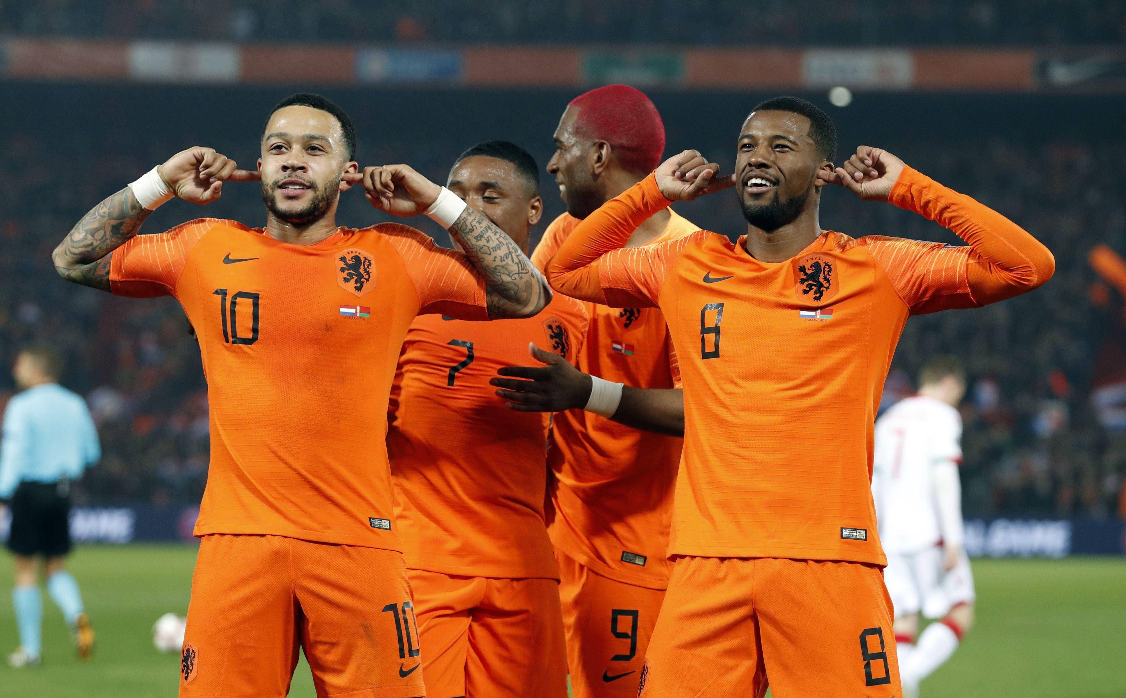 荷兰险胜苏格兰，晋级欧预赛半决赛的简单介绍