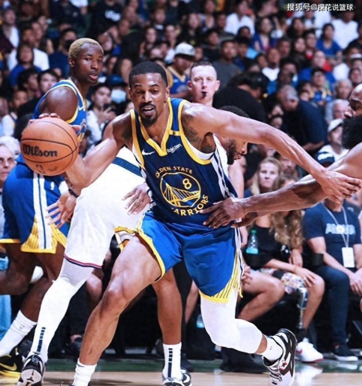 球员惊艳表现，绝杀进球取得胜利