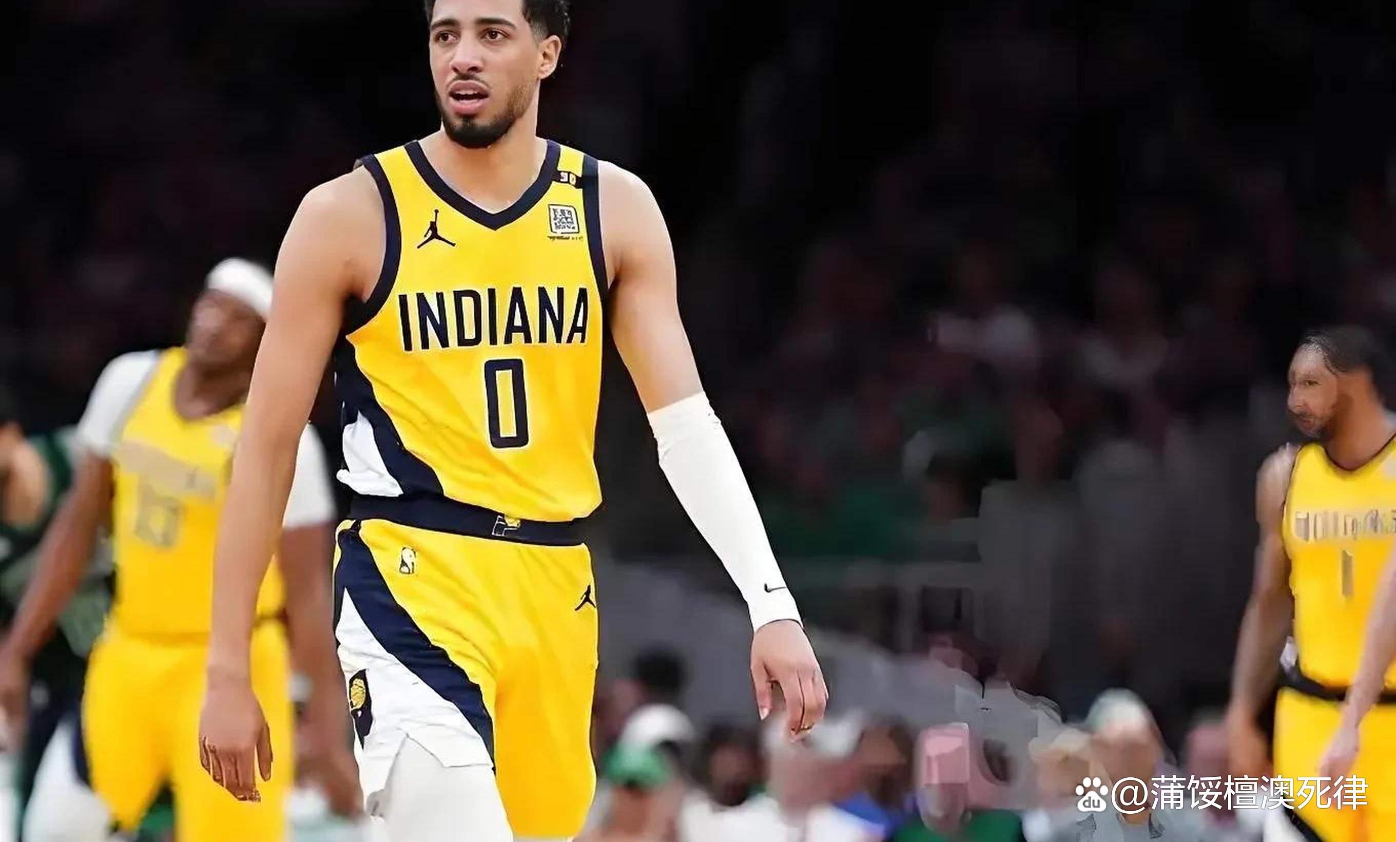 步行者外援登陆球队，期待他为球队注入新活力