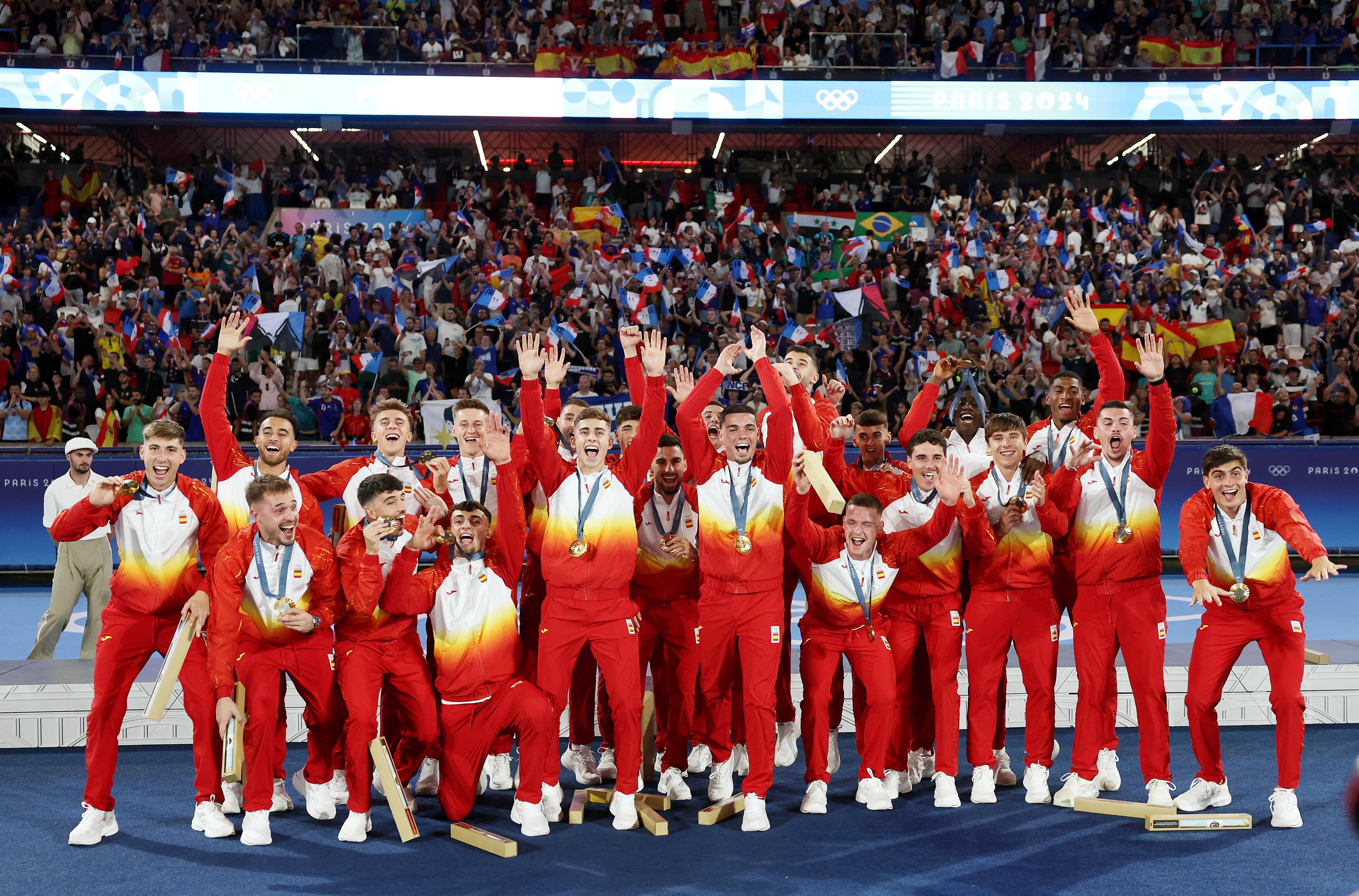 开云体育平台APP-包含西班牙超级杯：巴塞罗那夺冠夺冠的词条