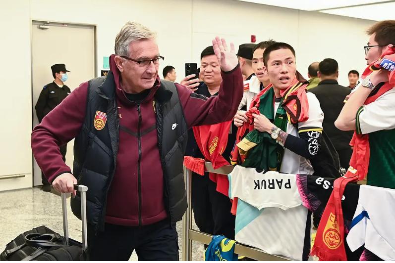 开云体育app-包含澳大利亚球员加盟欧洲球队，备战国际比赛的词条