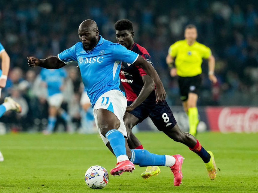 每回对阵焦点比赛迎来高潮，球迷热情高涨的简单介绍