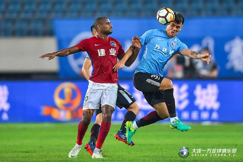 开云体育下载-大连一方客场逆转取胜，豪取三分