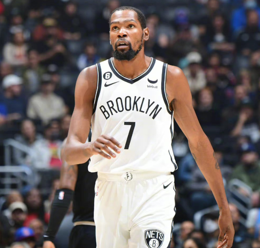 篮网新帅上任策略透明闪光