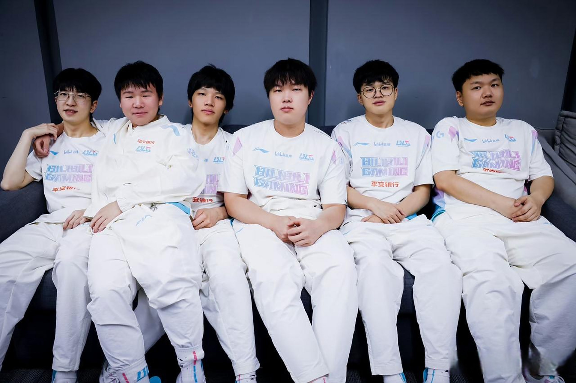 TES轻取EG,Elk线上压制力十足宿敌对决小组赛,引爆全场热议的简单介绍 TES轻取EG,Elk线上压制力十足宿敌对决小组赛,引爆全场热议的简单介绍