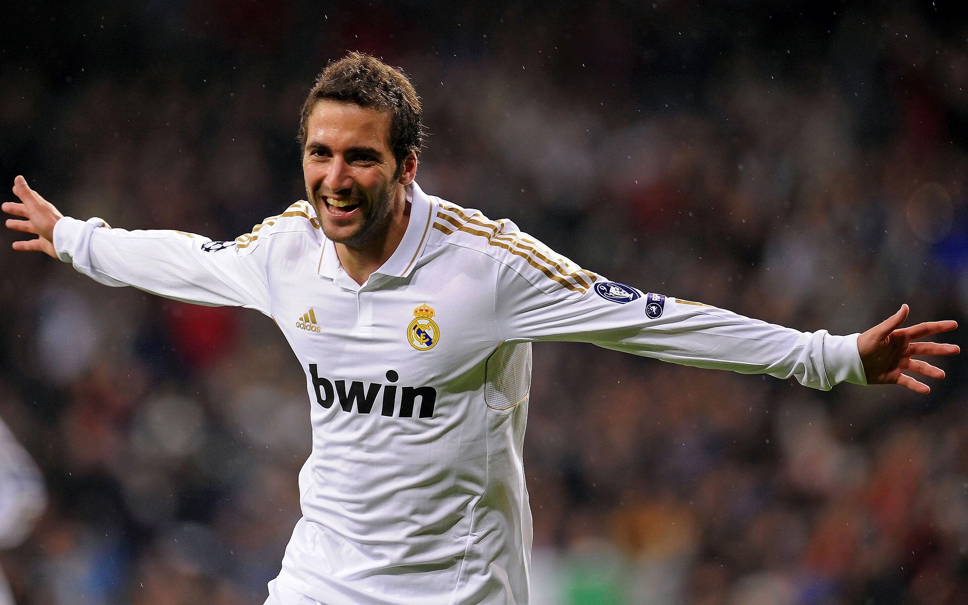 罗德里一锤定音！马德里竞技险胜西班牙人，全能中场已成西蒙尼新心脏